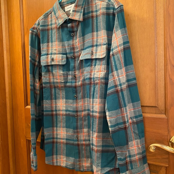 NWT!  Men’s Old Navy Flannel Shirt - Picture 3 of 9